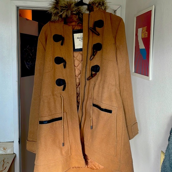 Women’s Large Abercrombie Jacket with Fur Hood - Picture 1 of 1